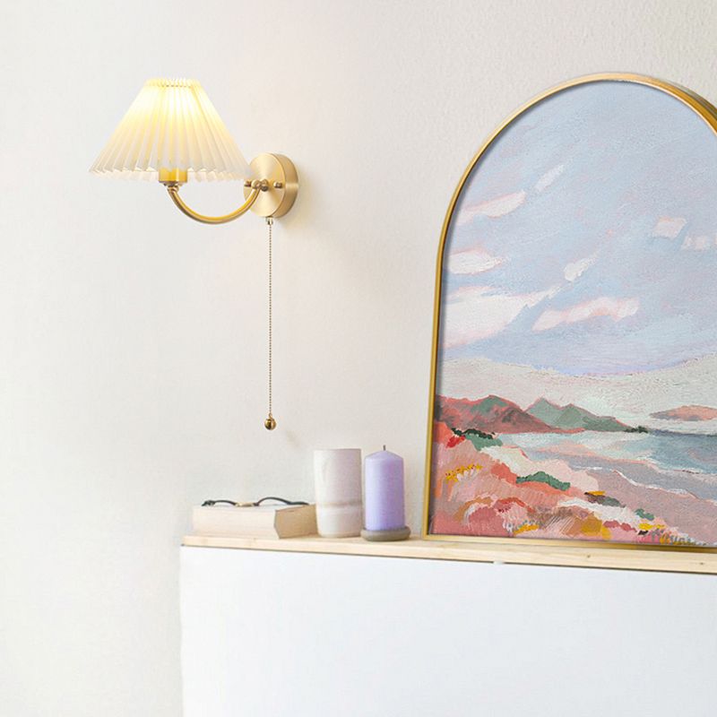 Modernism Wall Sconce Tapered Wall Light Fixture with Fabric for Bedroom