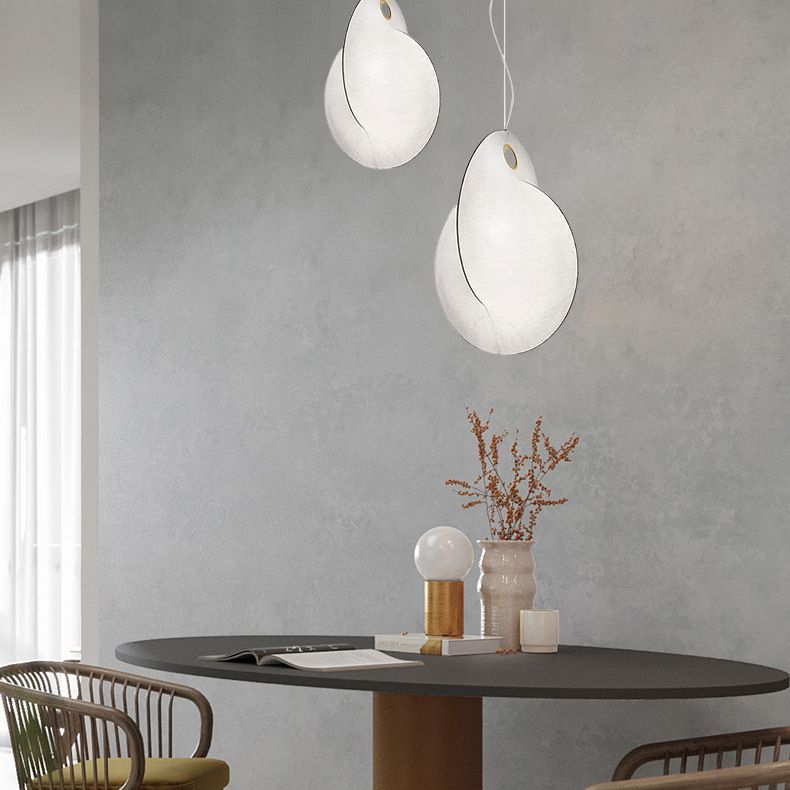 Wit hanglamp met 3 licht in moderne creatieve stijl roestvrijstalen hangend licht met zijden schaduw
