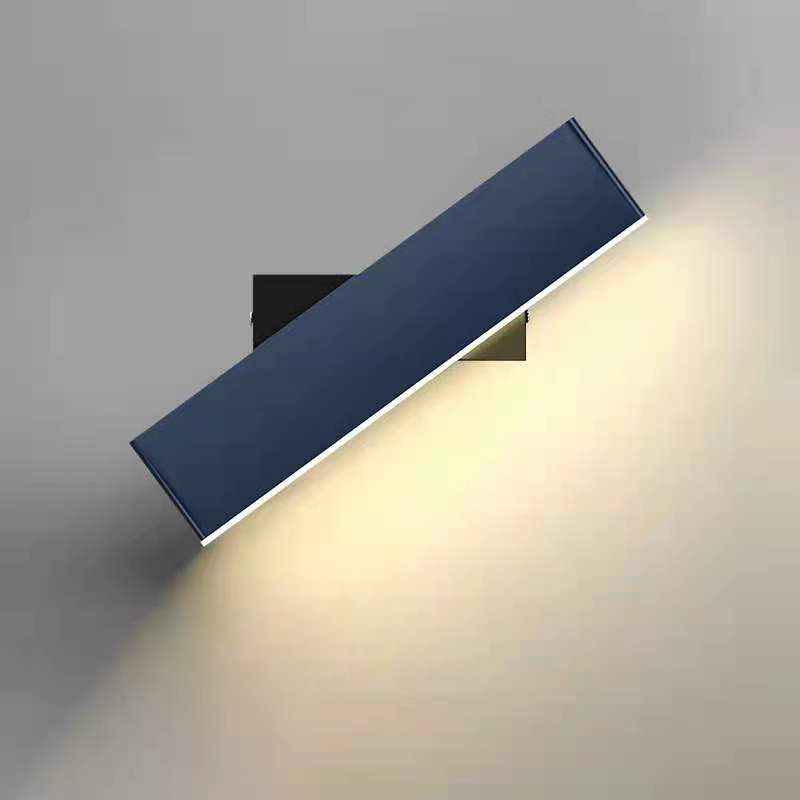 Amplia de pared de hierro forjado rectangular en una moderna lámpara de pared de macarrón de estilo minimalista con sombra acrílica