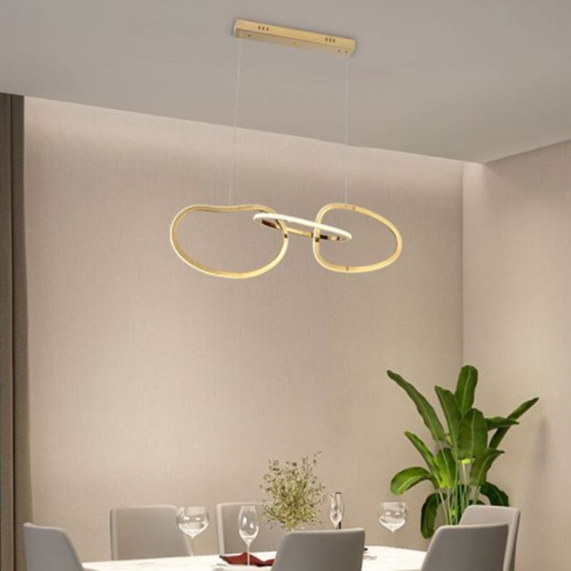 Luz colgante lineal de lámpara de metal posmoderna para comedor para comedor