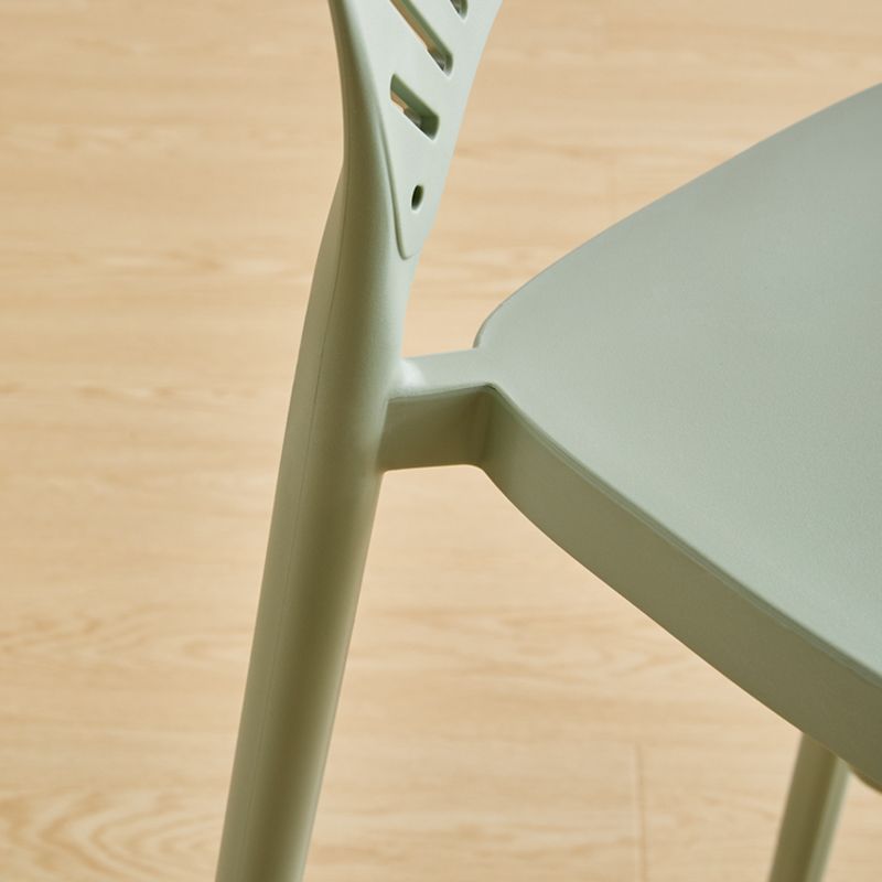 Scandinavian Home Stackable Stool Matte Finish Plastic Barstool