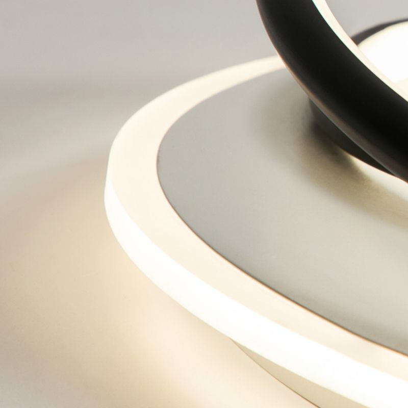 Metal Round Shade Flush Ceiling Light Modern 1 Light Flush Mount Fixture