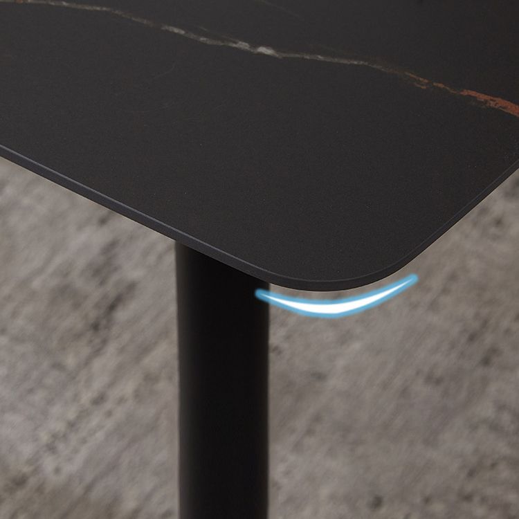 Industrialstil Sintered Stone Tisch schwarz 4 Beine Basis Rechtecktisch für Zuhause