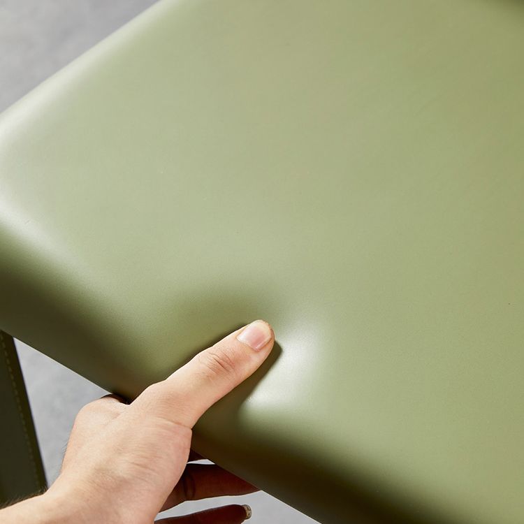 Chaise d'appoint en cuir de selle de restaurant de style design, finition mate, chaise de salle à manger Parsons