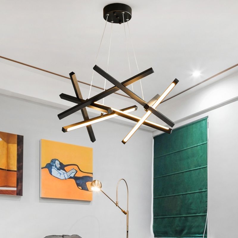 Lampada in metallo in metallo impilato Fun a sospensione a LED in stile moderno