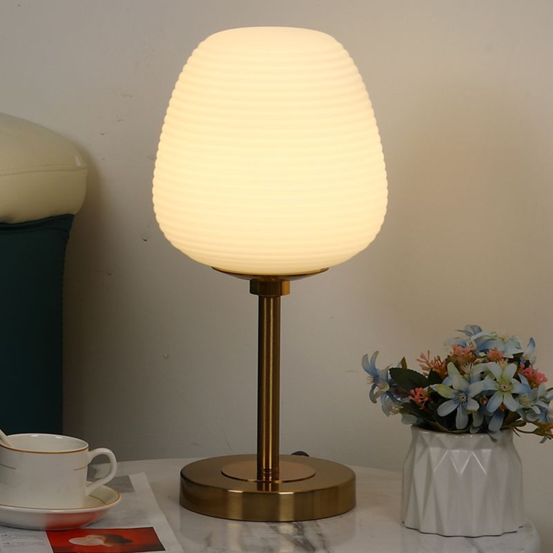 Flowerbud-Glas Nachttisch Lampen Einfachheit 1 Lichttisch Licht für Wohnzimmer