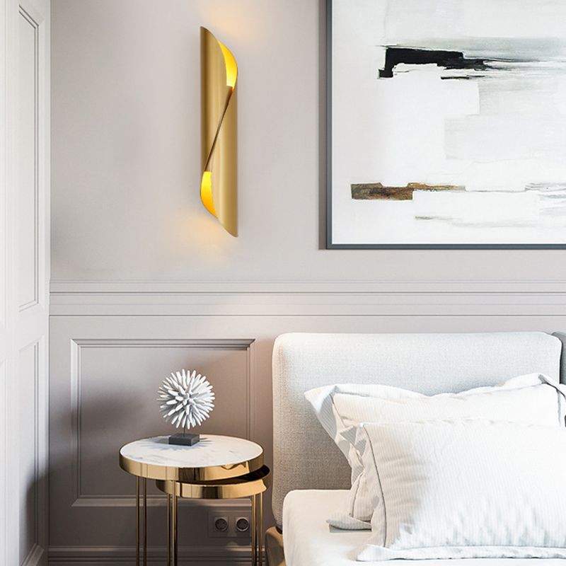 Lámpara de pared de retroiluminación de estilo de pared de metal de estilo posmoderno para el corredor de la noche