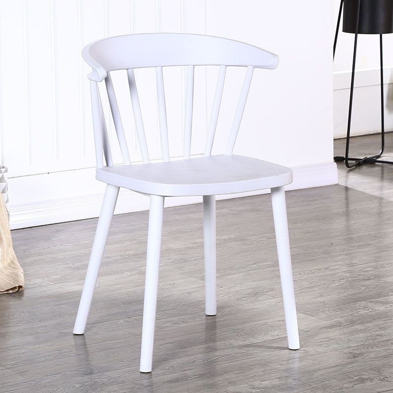 Scandinavian Plastic Side Chair Windsor Back Indoor-Outdoor Chair