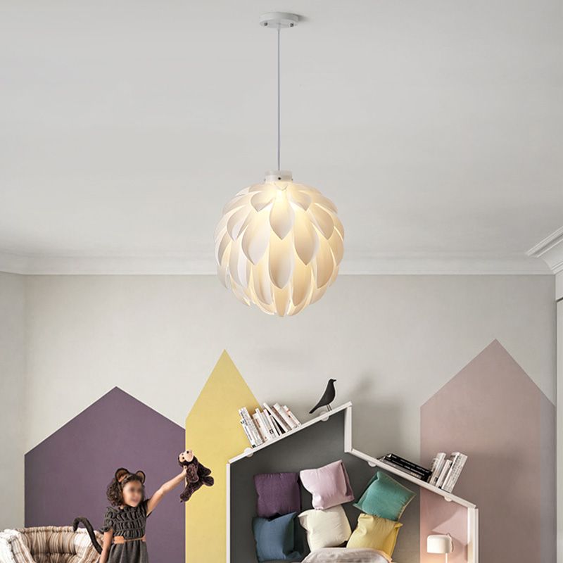 Acrylic Global Pendant Lighting Fixture Modern Style White Hanging Ceiling Light