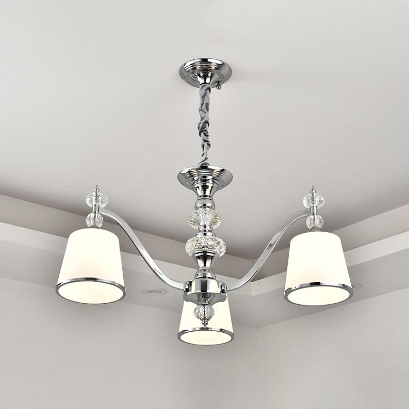 Luce conico bianco in vetro bianco verso il basso 3/6 teste a pendente cromata con braccio curvo