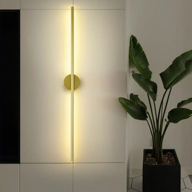 Zeitgenössische lineare Wand montierte Beleuchtung Metallische Wandmontagelampe für Wohnzimmer