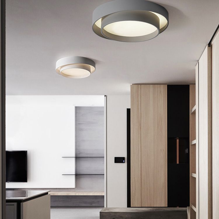 Lámpara empotrada moderna circular de 1 luz LED de metal montada en el techo para dormitorio