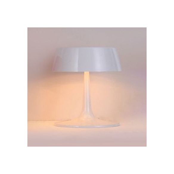 Gladde Drum Metalen Bureaulamp Moderne Stijl 3-Licht Zwart/Wit Bureauverlichting met Gewelfde Basis voor Woonkamer