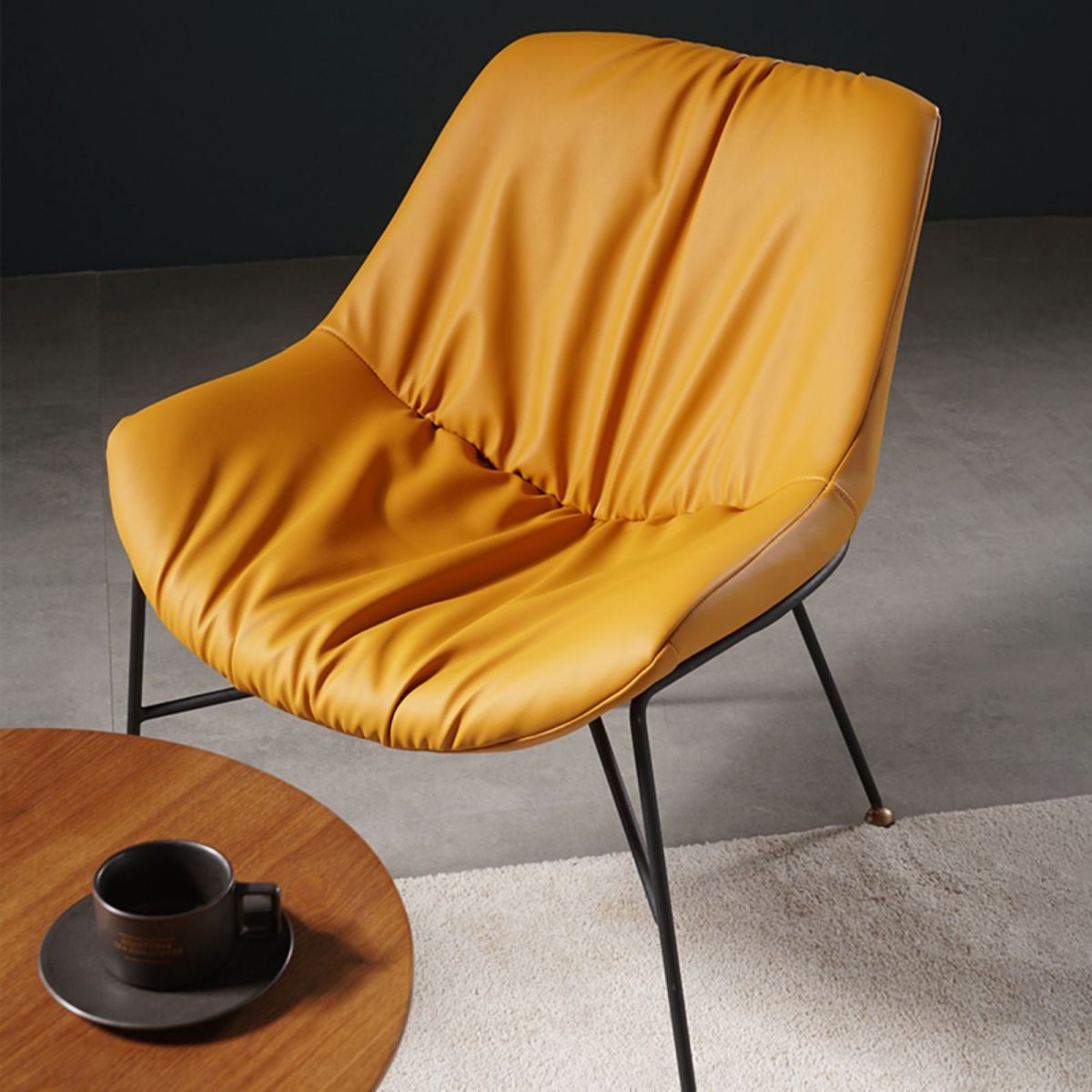 Chaise en cuir de style contemporain, chaise sans accoudoirs avec pieds en métal pour cuisine