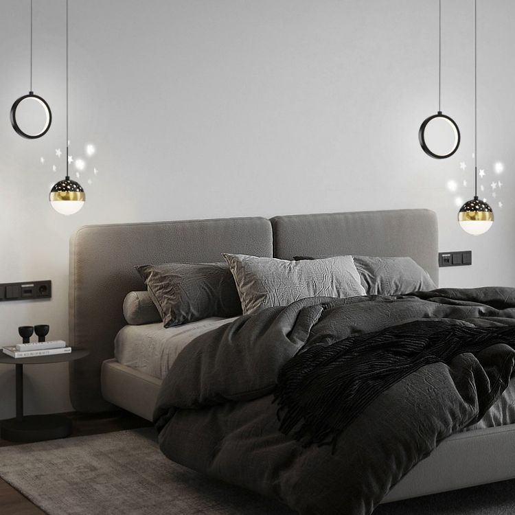 Ciondolo a ciondolo circolare e ascensore contemporaneo in nero per la sala da studio del bar