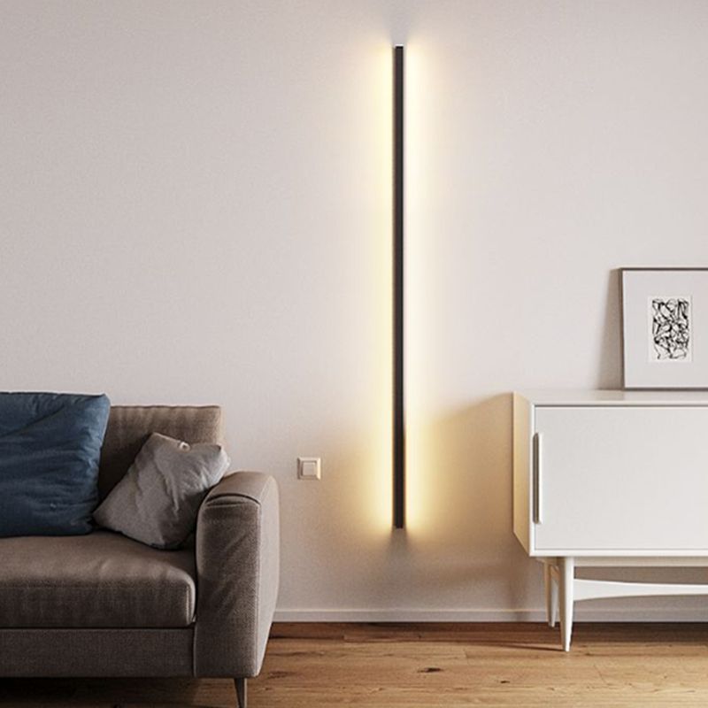 Linear Shade Metal Wall Sconce Modern Style 1 Light Wall Mounted Lighting in Black