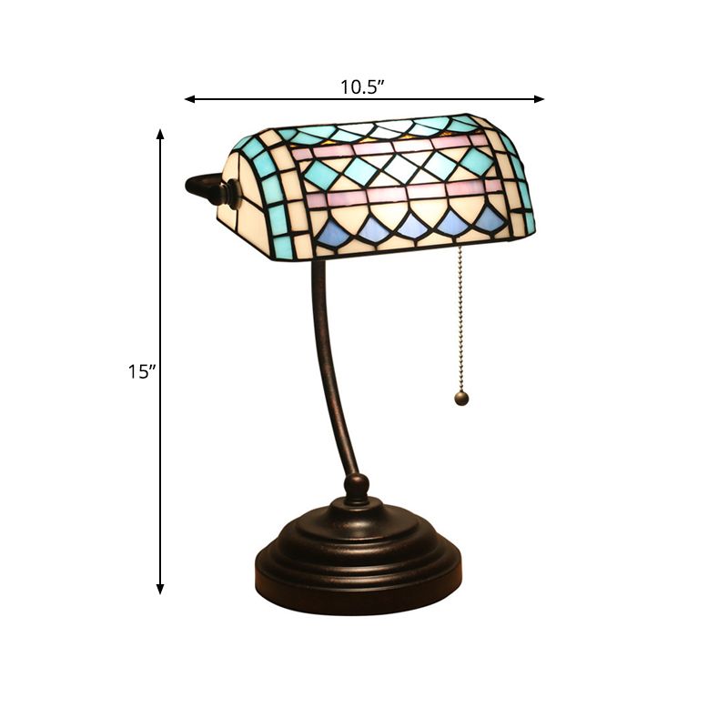 Tiffany Rhombus gemustertes Schreibtisch Beleuchtung 1 Kopf geschnittener Glaszielkettenkettentischlampe in Braun/Blau/Grün und Weiß