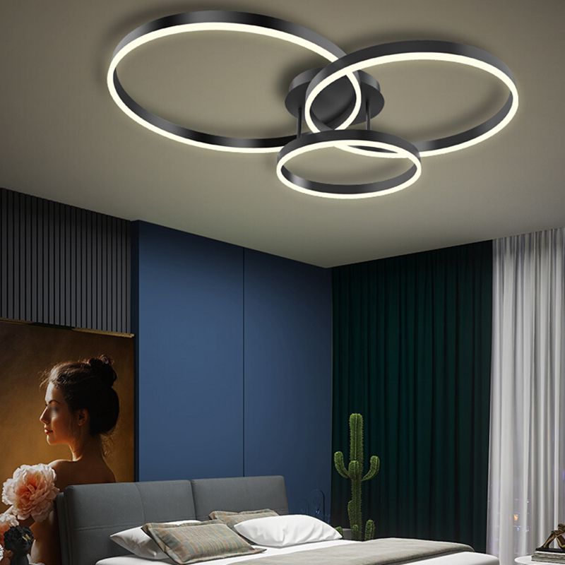 Minimalism Ceiling Light Fixture Circle Flush Mount in Black for Living Room
