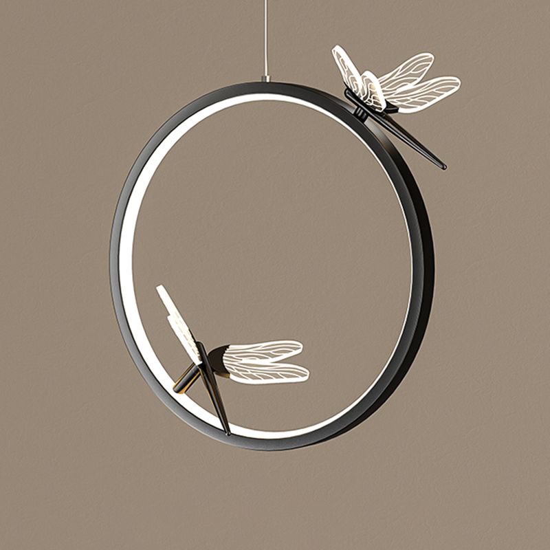 Circolo in metallo a sospensione Luce a sospensione moderna Luce a soffitto a led con l'arredamento della libellula