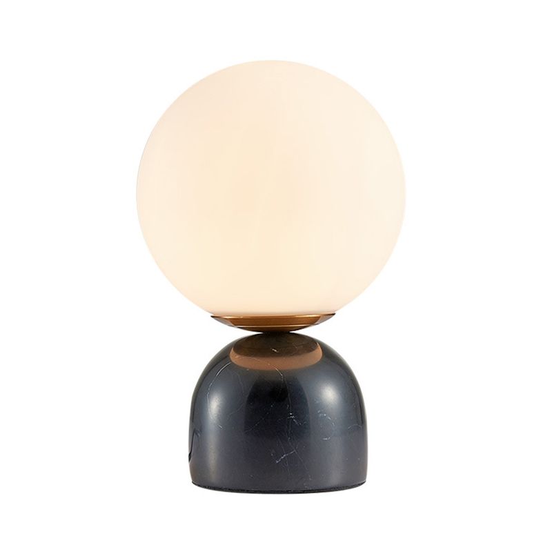 Sfera illuminazione da tavolo in stile nordico vetro smerigliato da comodino a bulbo singolo con base in marmo a cupola