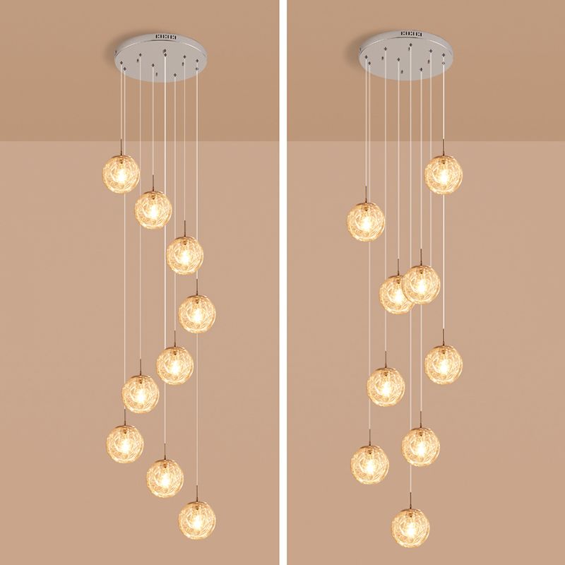 Lumière suspendue en argent dans la lampe suspendue du globe en acier inoxydable de style de luxe moderne pour les escaliers