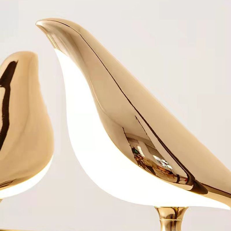 Postmodern LED Wall Light Fixture Creative Wall Light Sconce for Bedroom