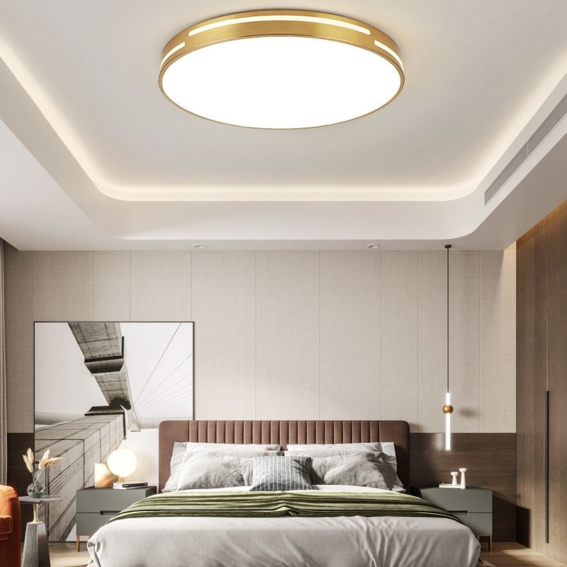 Nordic Style Flush Mount Light Metal Ceiling Light in Gold for Living Room