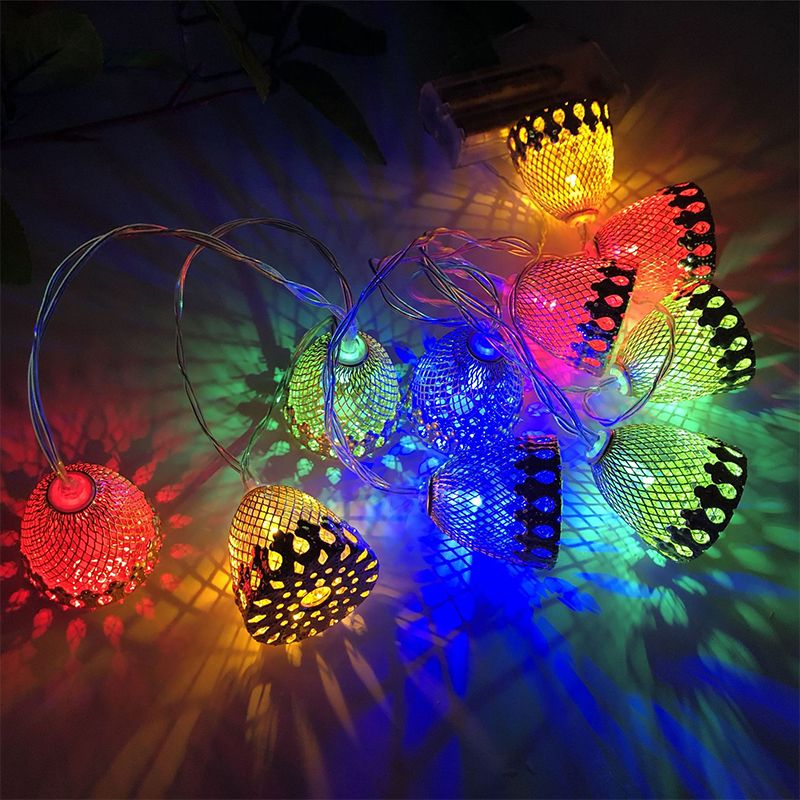 Beige Bell Fairy Light String Modern 10 Bulbs 4.9 Ft Long Plastic LED Christmas Lamp in Warm/Multi Color Light