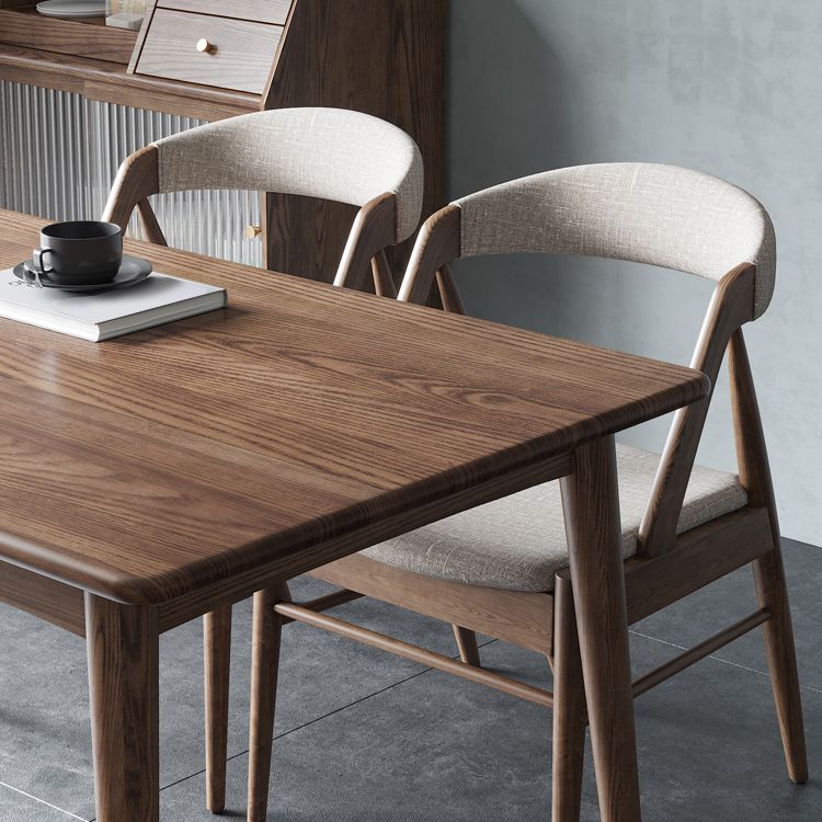 Rectangle Ash Wood Table in Walnut Luxury Dining Table with 4 Legs for Restaurant