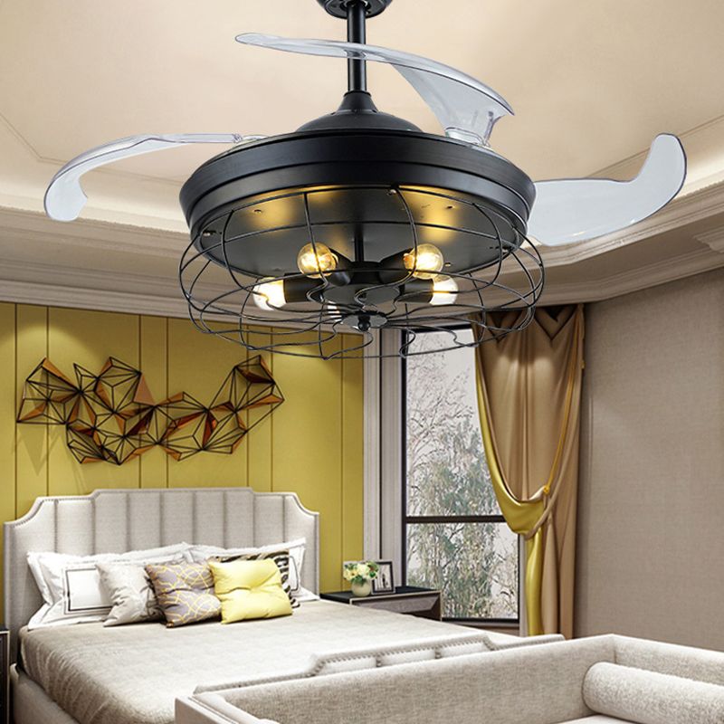 Metallkäfig -Anhänger -Lüfterlampe Modernismus 20 "breit 5 Lichter halb Flush Deckenleuchte in Schwarz mit 4 Klingen
