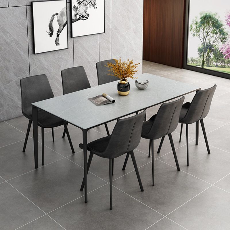 Mesa de comedor contemporánea rectángulo Mesa de piedra sinterizada con 4 piernas negras