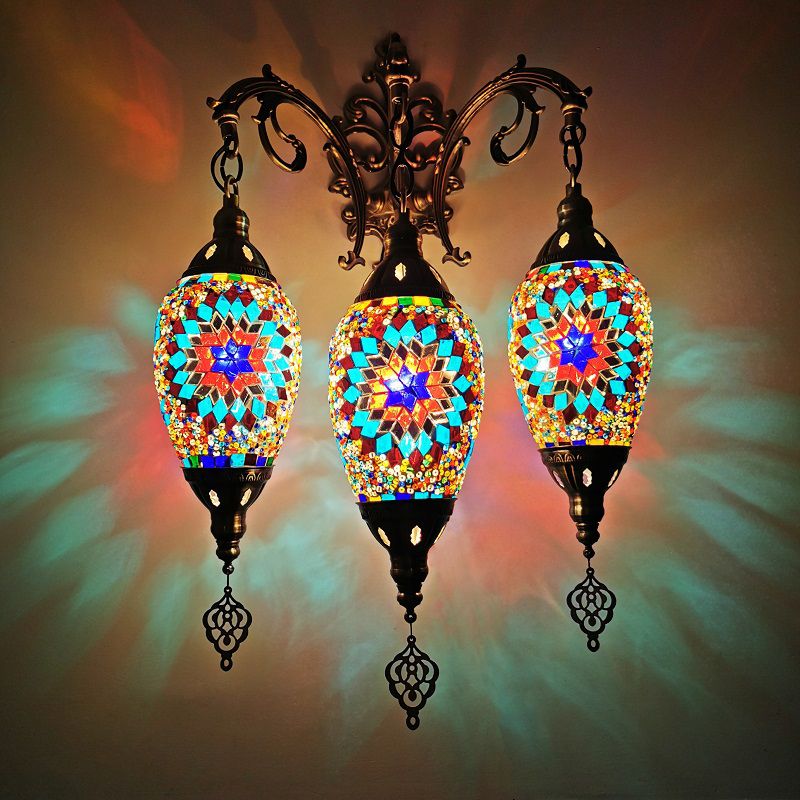 Traditional Oval Wall Mounted Lamp 3 Heads Stained Art Glass Sconce Light in White/Red/Light Blue