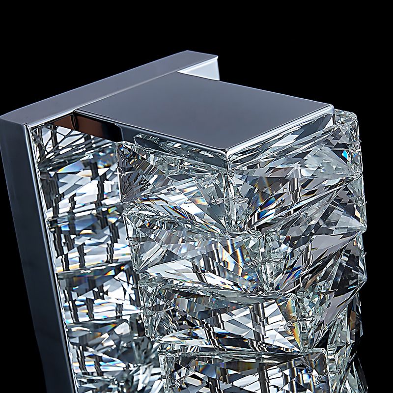 Application murale à LED à cristal argenté dans la lampe murale rectangulaire en acier inoxydable moderne en acier inoxydable pour les espaces intérieurs