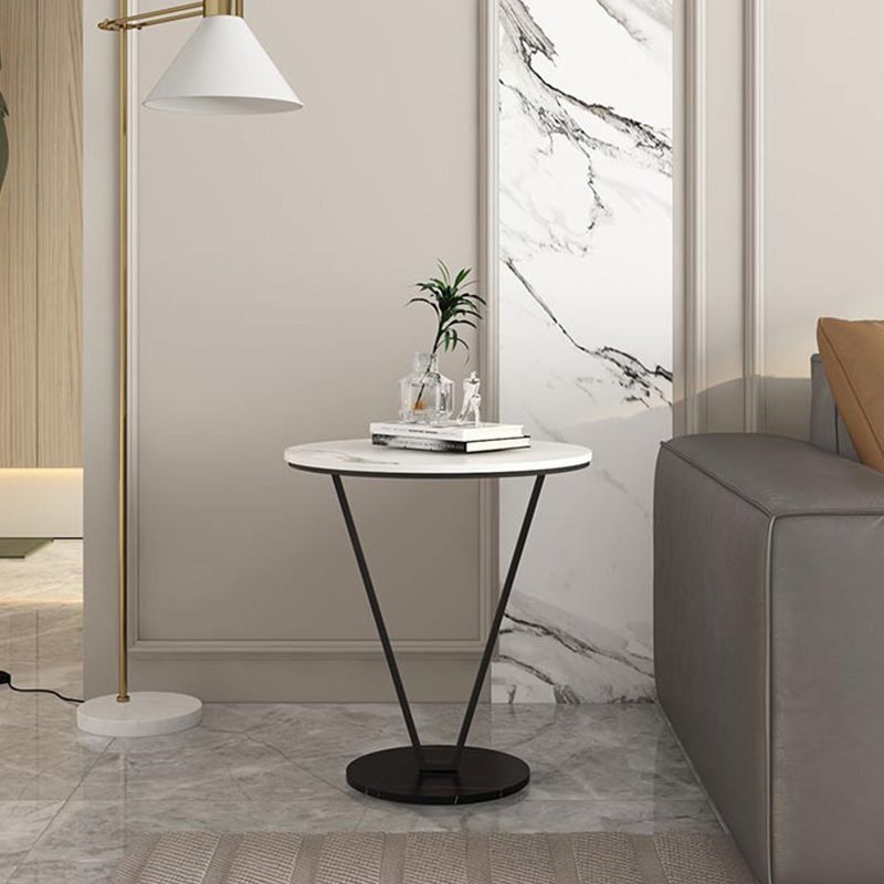19"W Contemporary Corner Table Metal Round Accent Side Table