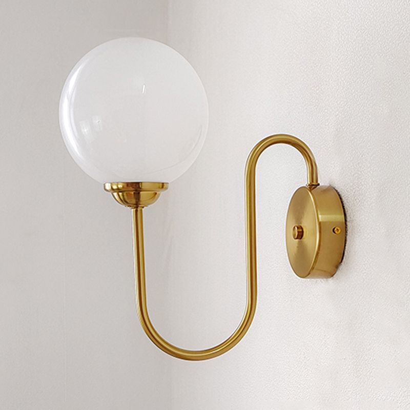 Metal Modern Wall Sconce Ball Shape Wall Light with Glass Shade