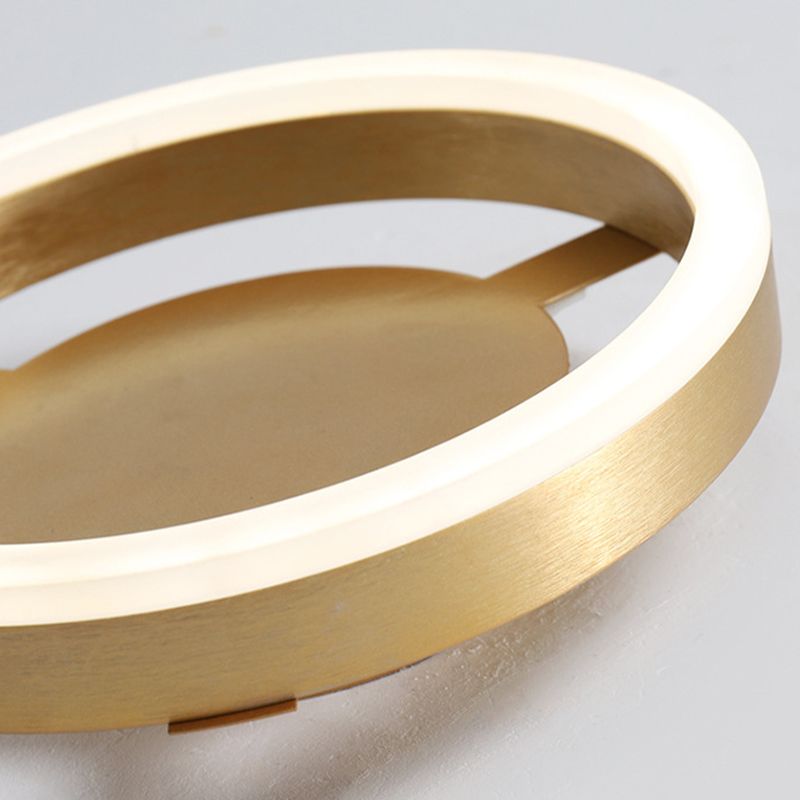 Metal Geometric Shape Flush Mount Light Modern-Style 1 Light Flush Ceiling Light in Gold