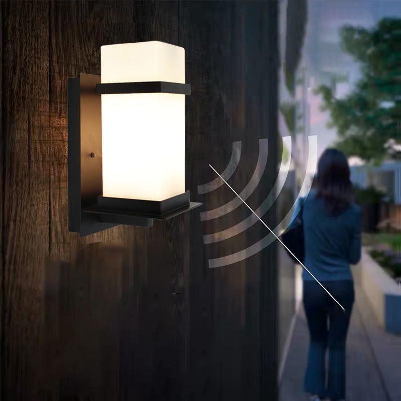 Modern Simple Style Retangular Shade Wall Sconce LED Metal 1 Light Sconces in Black Finish