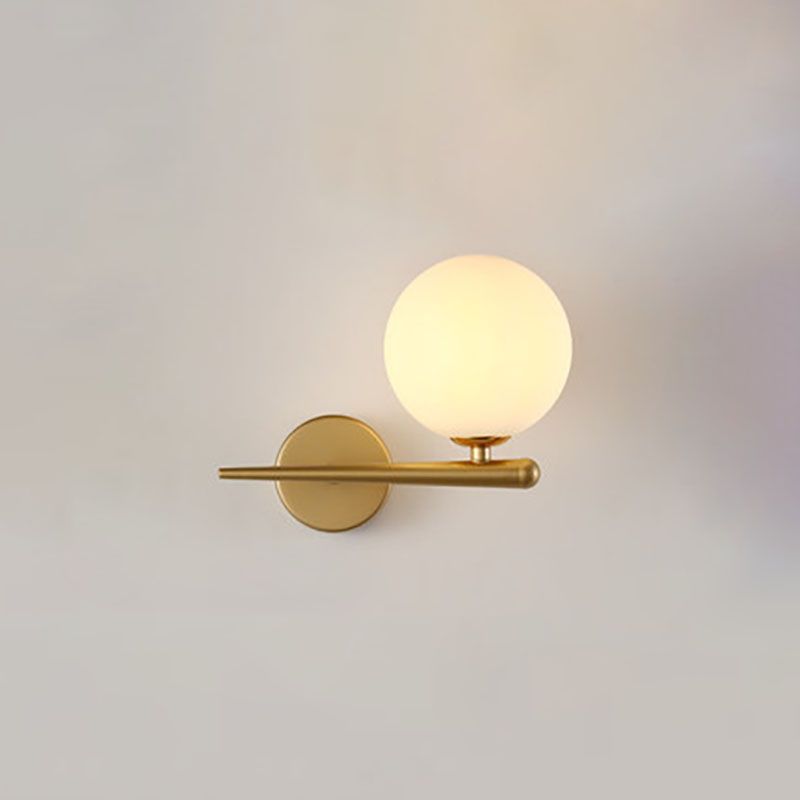 Globe Glass Wall Lamp in Modern Style Metal 1-Light Wall Light for Bedroom