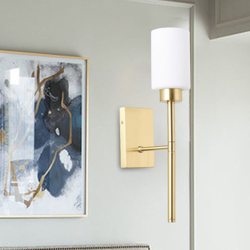 Opal Glass Tube Sconce Modernist 1 Bulb Wher Wall Freeting In ottone con braccio a matita in metallo
