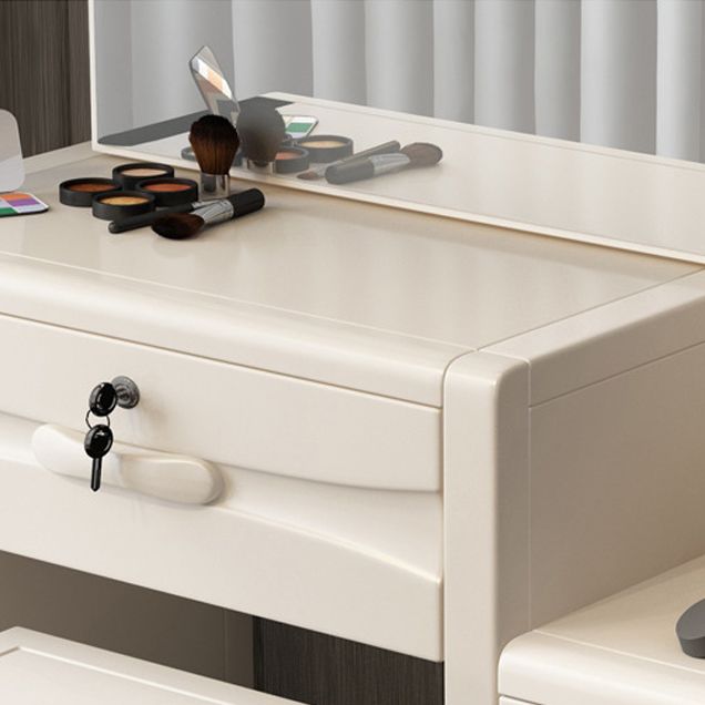 Traditional Style 17.71" Wide Solid Wood Vanity Makeup Table with Drawers
