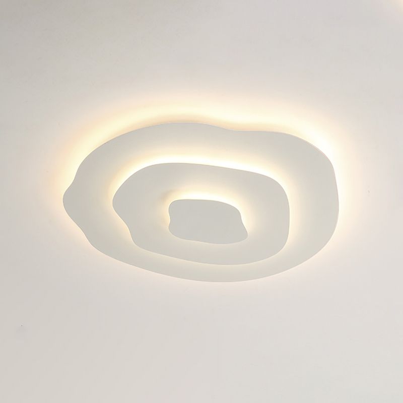 Modern Irregular Flush Light Metal 1 Light Flush Mount Ceiling Fixture in White