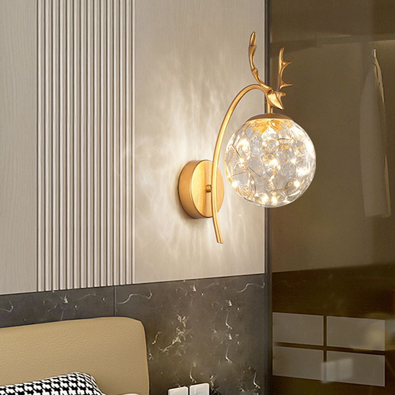 Modern Wall Mounted Lamp in Gold/Black Single Head Sconce Lights for Foyer