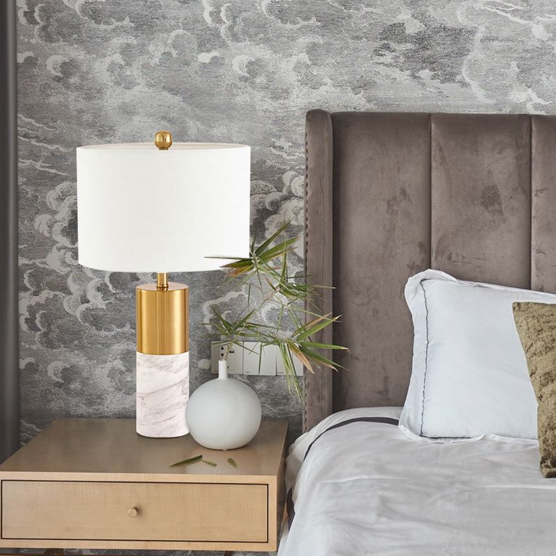 Lampada da notte con paralume dritto Lampada da tavolo moderna in tessuto a 1 testa Nero/Grigio/Bianco per camera da letto, 12,5"/15" W