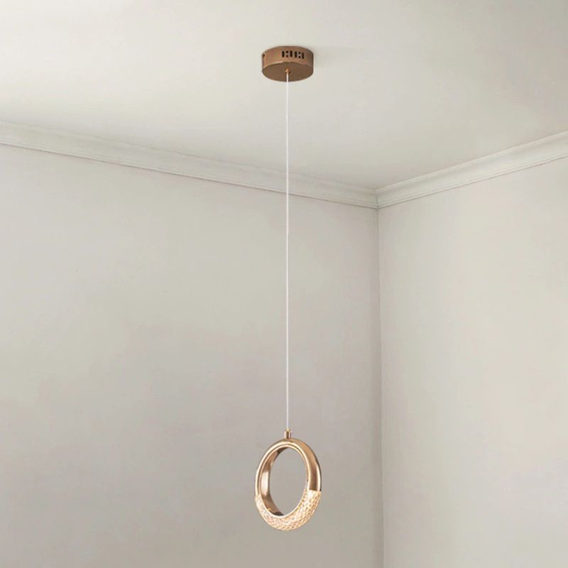 Gouden vergulde ring hanger minimalistisch LED -acryl suspensielamp voor eetkamer