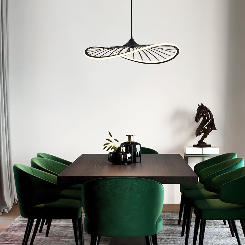 IJzerdraadhoedvormige hangers Minimalistische LED Black Hanging Light voor eetkamer