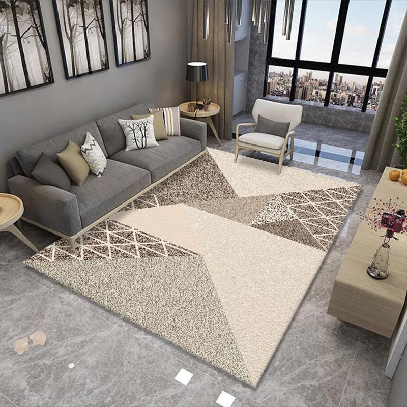 Dark Brown Abstract Print Rug Polyester Simple Rug Stain Resistant Rug for Home Decoration