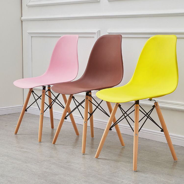 Sedia da pranzo in plastica in plastica in stile contemporaneo sedia solida posteriore a braccioless per cucina