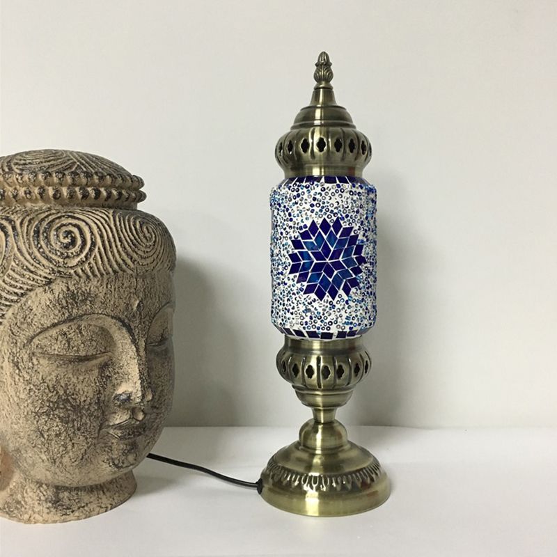 1 Glühbirnenzylinder -Taskbeleuchtungstradition rot/blaues Glas Nachttischlampe mit Messingmetallbasis
