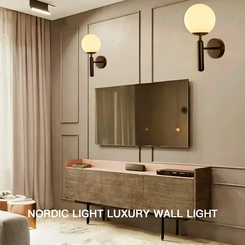 1-Licht-Glas-Globus-Wandlampe 12,5 Zoll Höhe Nordischer Metallleuchten für Treppenhaus