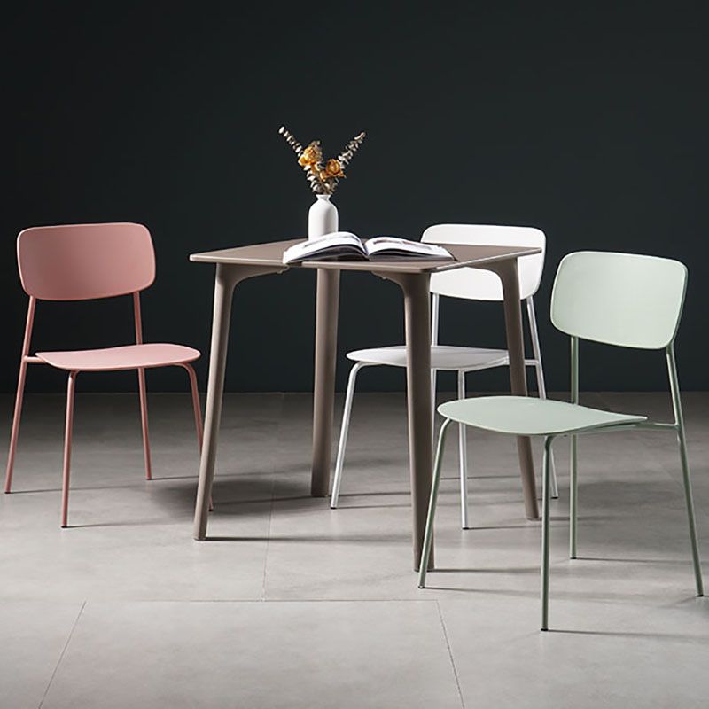 Silla de cocina contemporánea que cena sillas laterales sin brazos con patas de metal